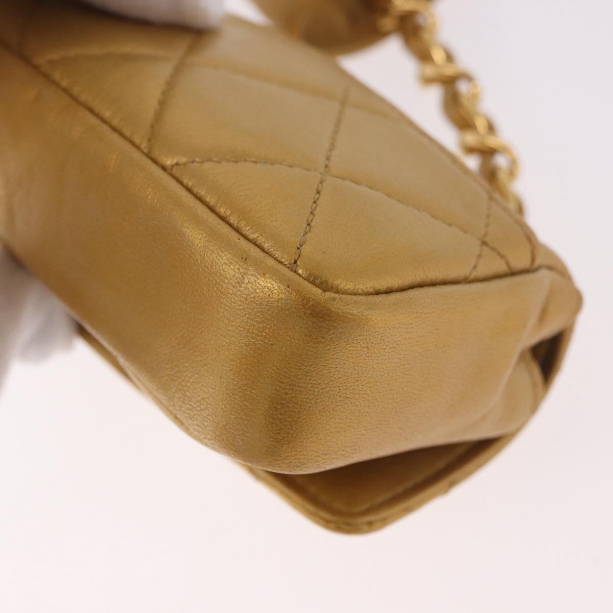 CHANEL Matelasse Chain Pouch Lamb Skin Gold CC Auth bs35703V