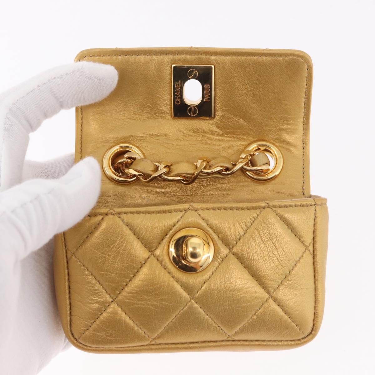 CHANEL Matelasse Chain Pouch Lamb Skin Gold CC Auth bs35703V