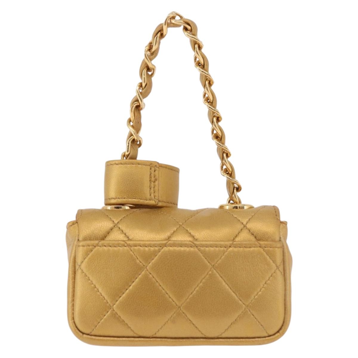 CHANEL Matelasse Chain Pouch Lamb Skin Gold CC Auth bs35703V