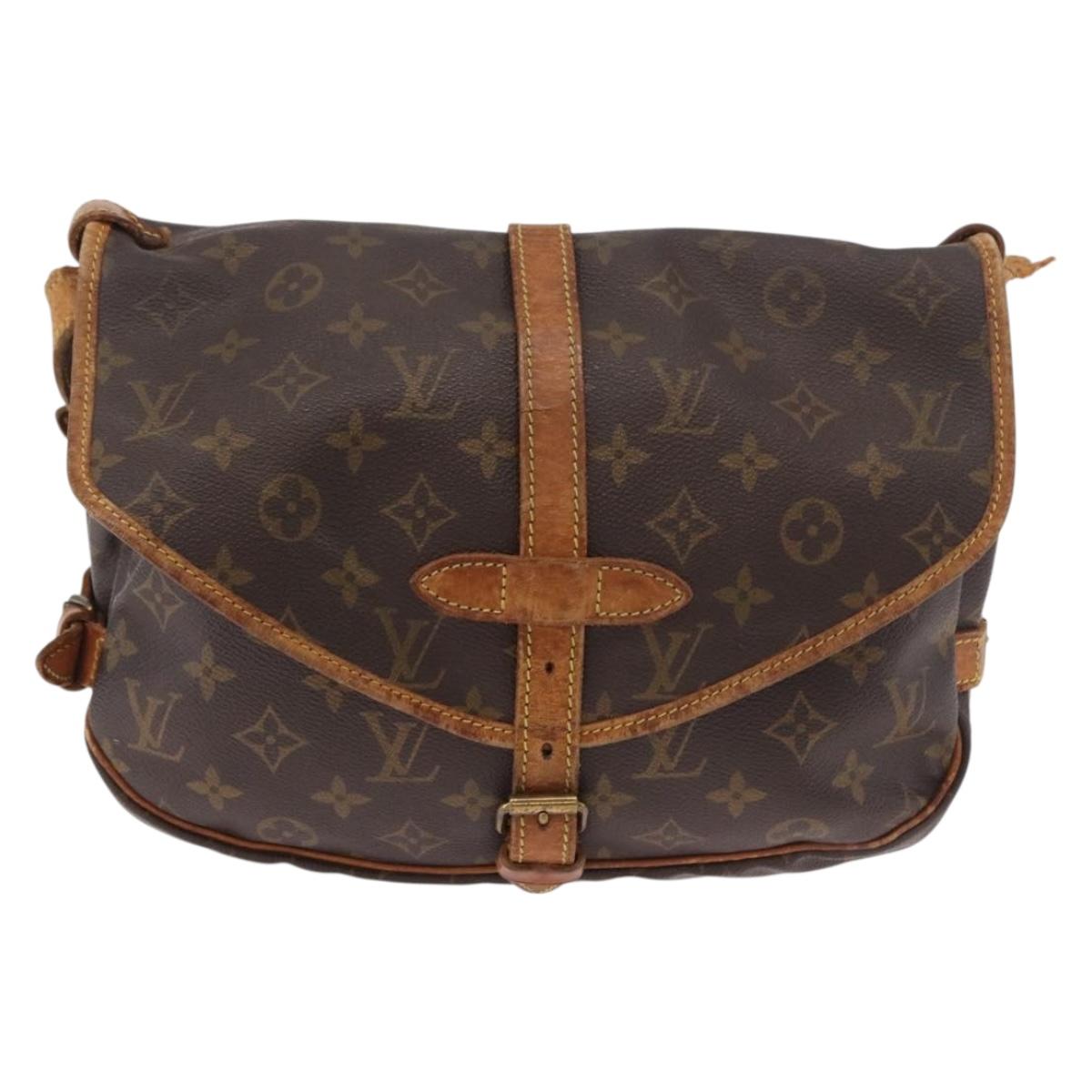 LOUIS VUITTON Monogram Saumur 30 Shoulder Bag M42256 LV Auth bs35731