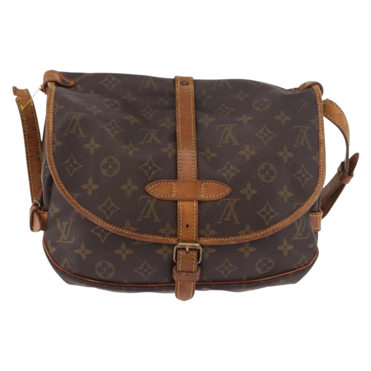 LOUIS VUITTON Monogram Saumur 30 Shoulder Bag M42256 LV Auth bs35731