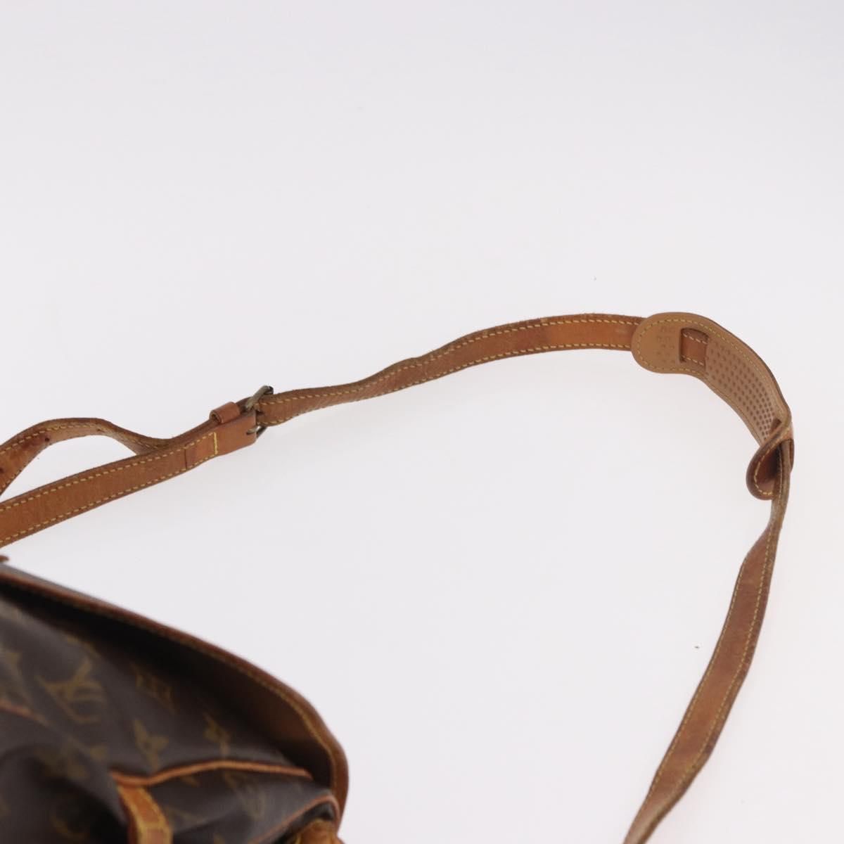 LOUIS VUITTON Monogram Saumur 30 Shoulder Bag M42256 LV Auth bs35731