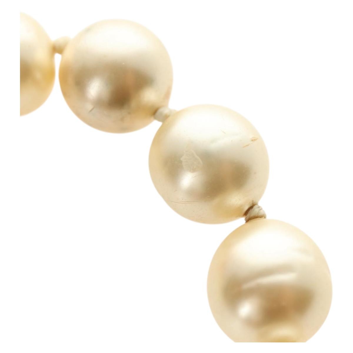 CHANEL Necklace Metal Pearl Gold White CC Auth bs35757V