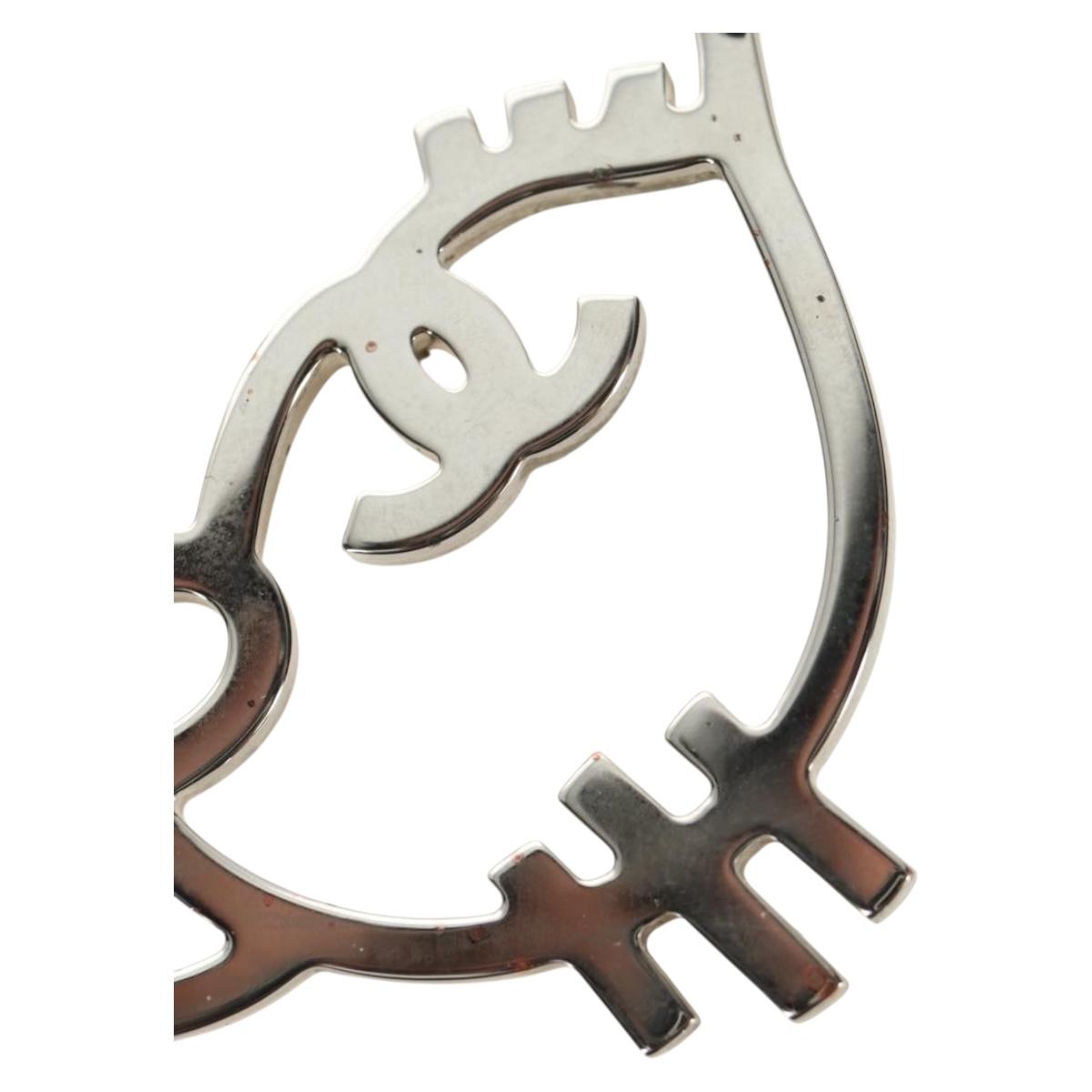CHANEL Brooch Metal Silver CC Auth bs35760M