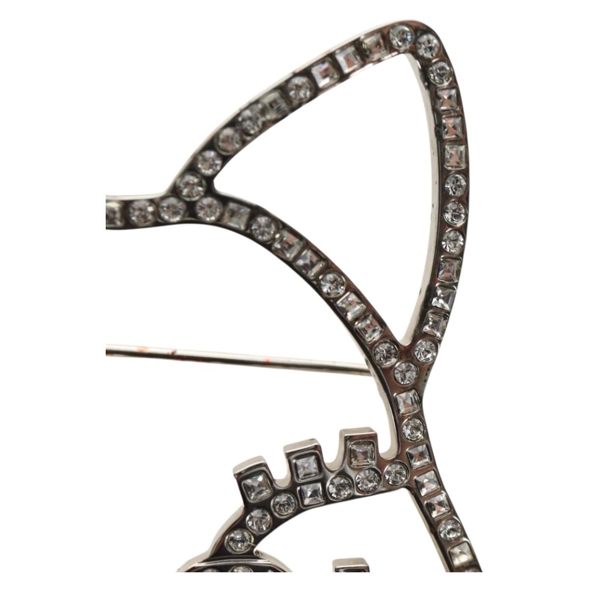 CHANEL Brooch Metal Silver CC Auth bs35760M