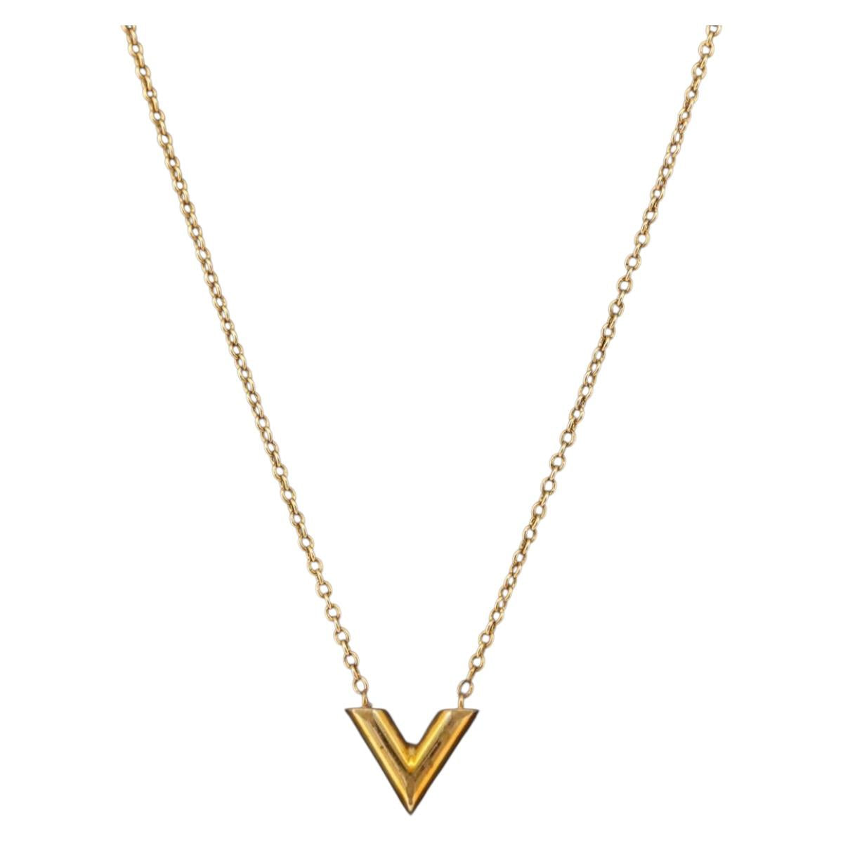 LOUIS VUITTON Essential V Necklace Gold M61083 LV Auth bs36156