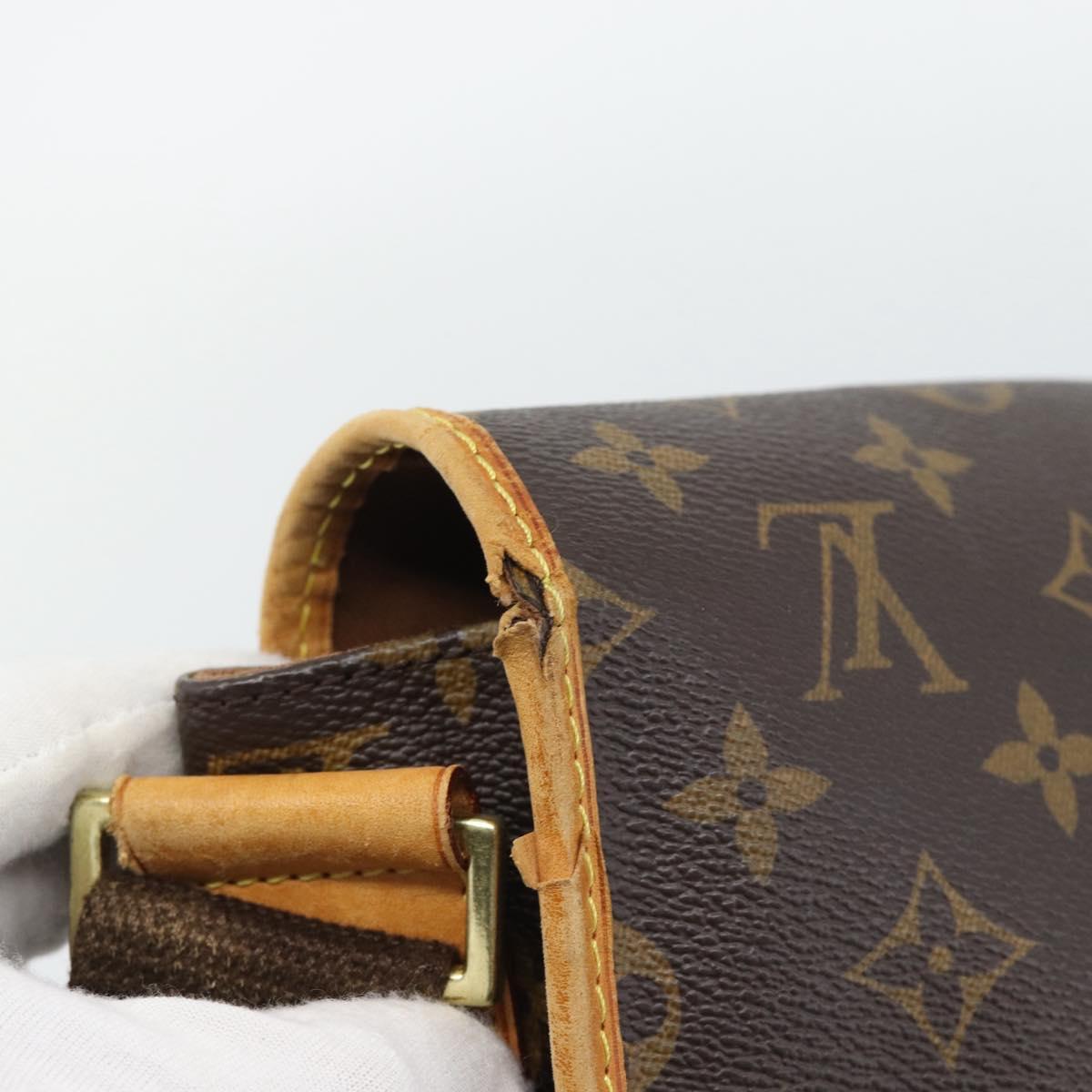 LOUIS VUITTON Monogram Messenger Bosphore PM Shoulder Bag M40106 LV Auth bs36431