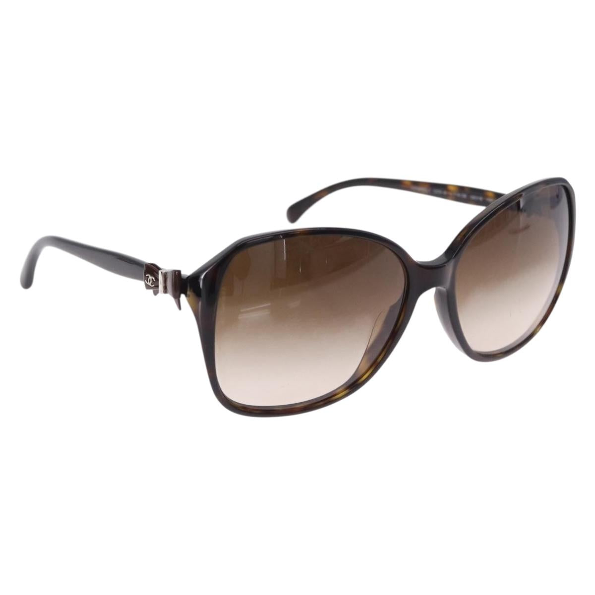 CHANEL Sunglasses Plastic Black CC Auth bs36501