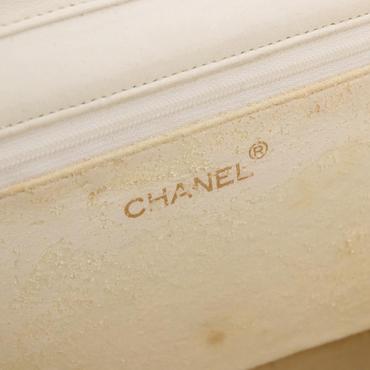 CHANEL Matelasse Chain Shoulder Bag Lamb Skin White Gold CC Auth bs36523
