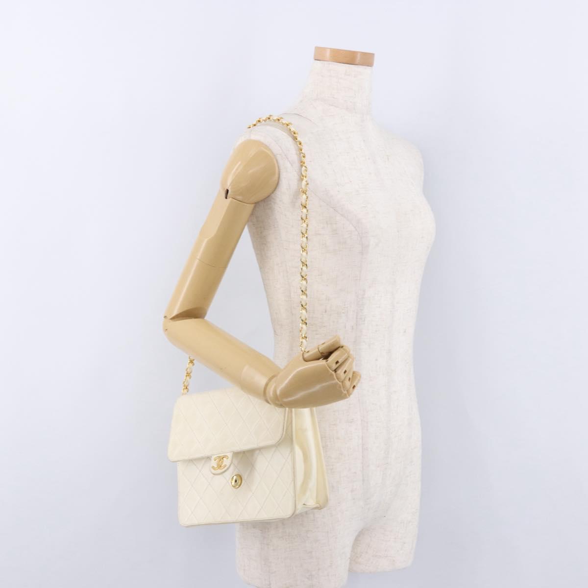 CHANEL Matelasse Chain Shoulder Bag Lamb Skin White Gold CC Auth bs36523
