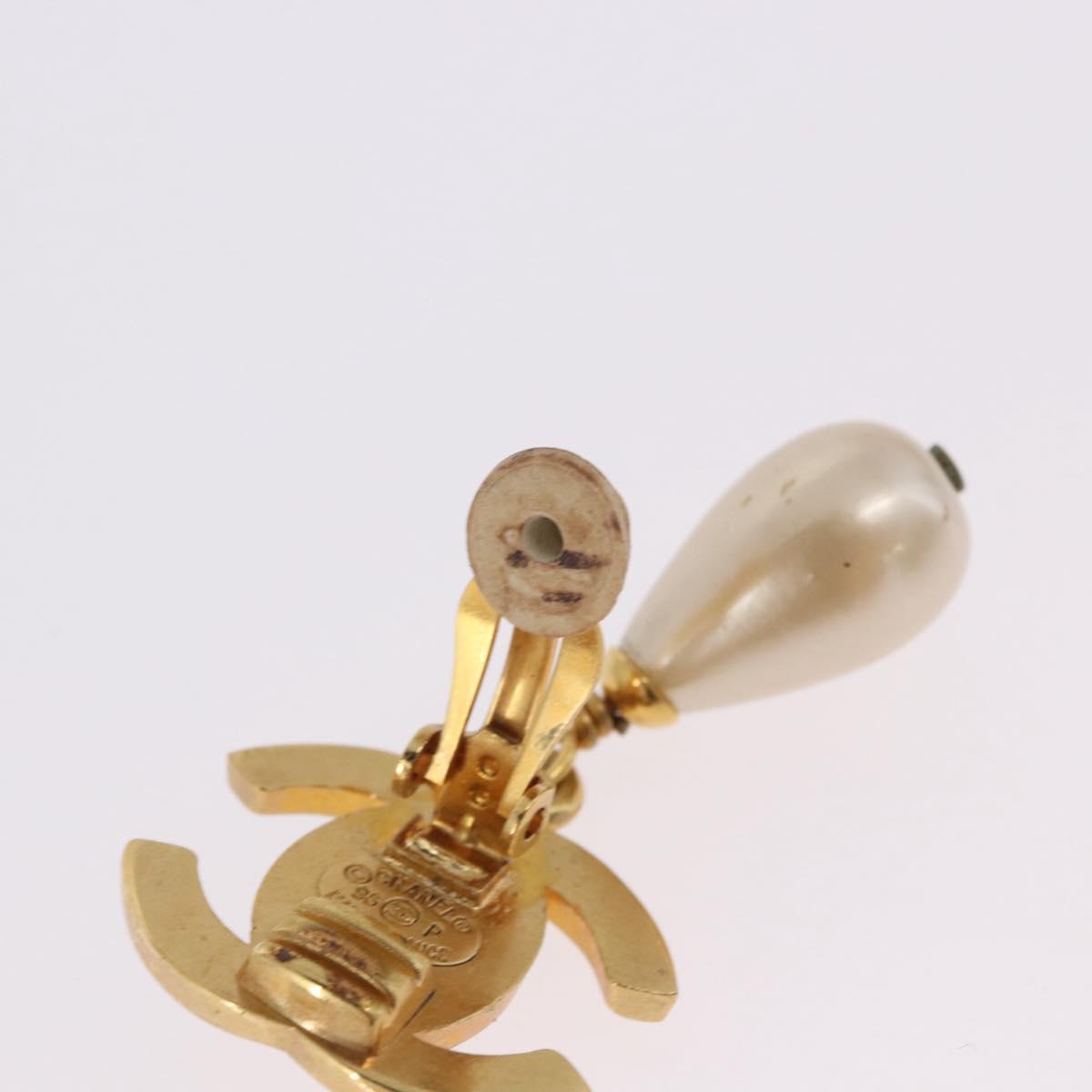 CHANEL Earring Metal Gold Tone CC Auth bs36535V