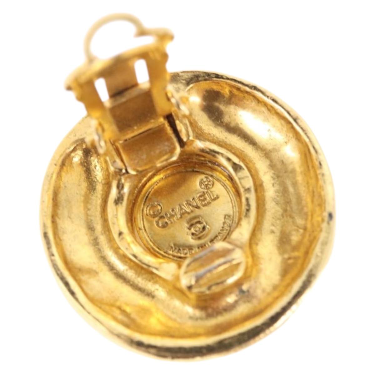 CHANEL Earring Metal Gold Tone White CC Auth bs36536