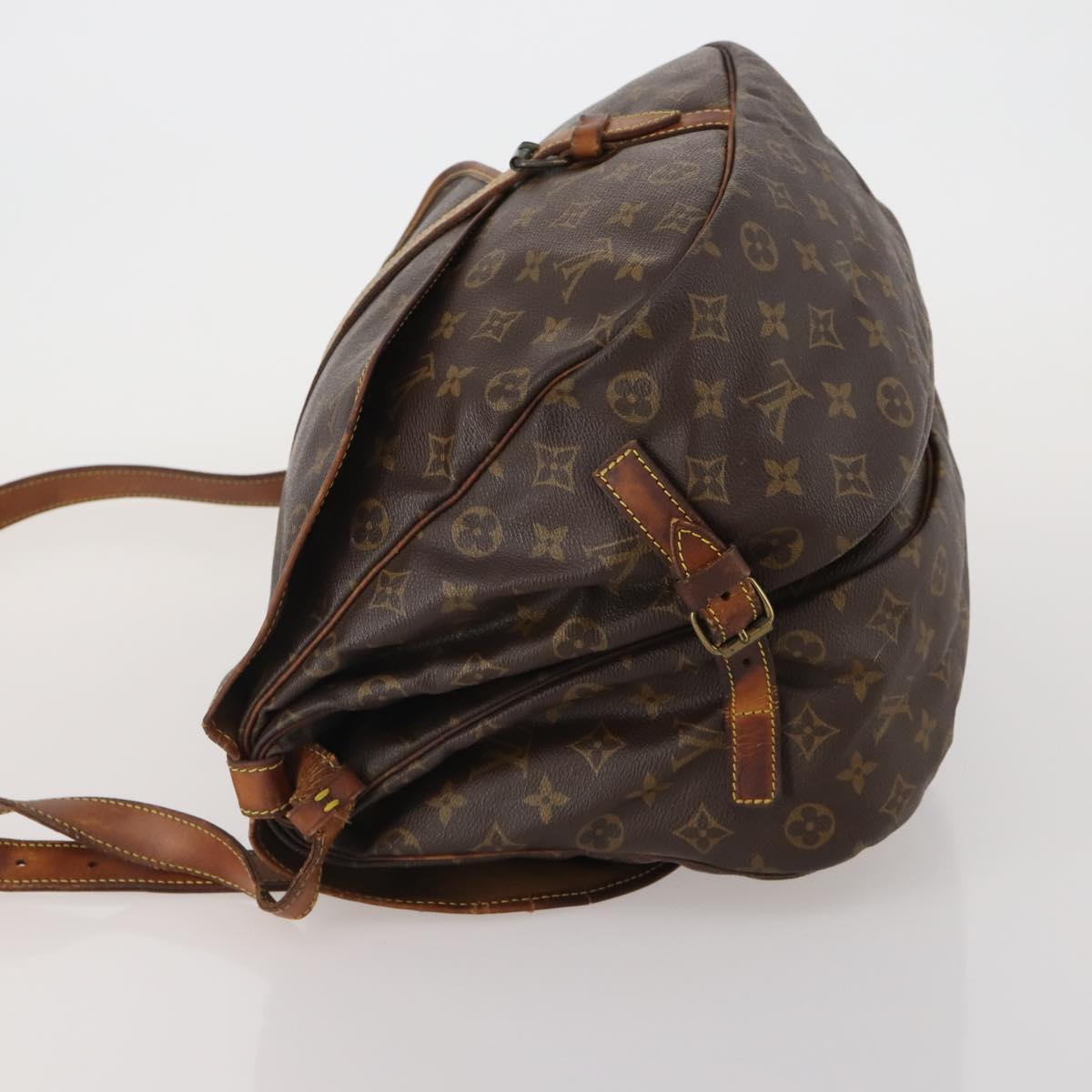 LOUIS VUITTON Monogram Saumur 35 Shoulder Bag M42254 LV Auth bs36807