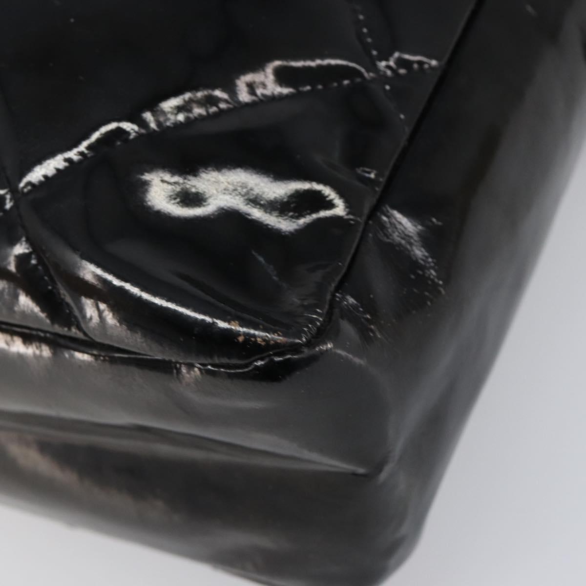 CHANEL Matelasse Shoulder Bag Patent leather Black Silver CC Auth bs36946