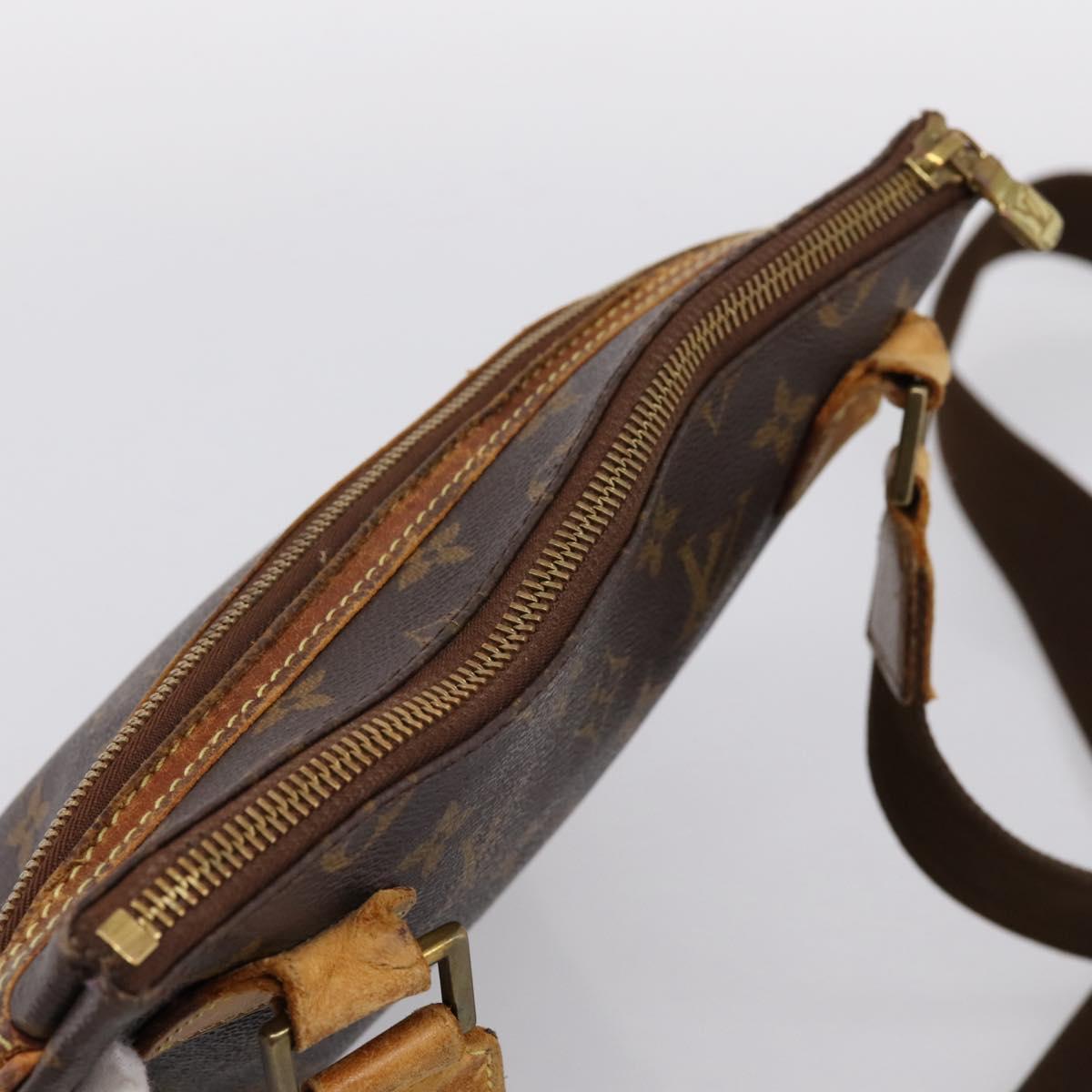 LOUIS VUITTON Monogram Pochette Bosphore Shoulder Bag M40044 LV Auth bs36987