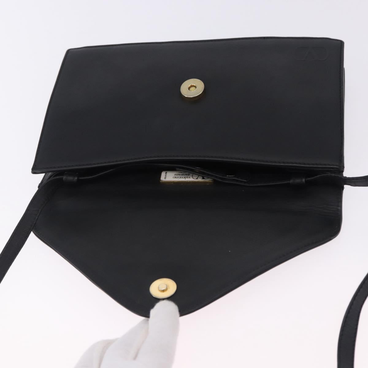 VALENTINO Shoulder Bag Leather Black Gold Auth bs37002