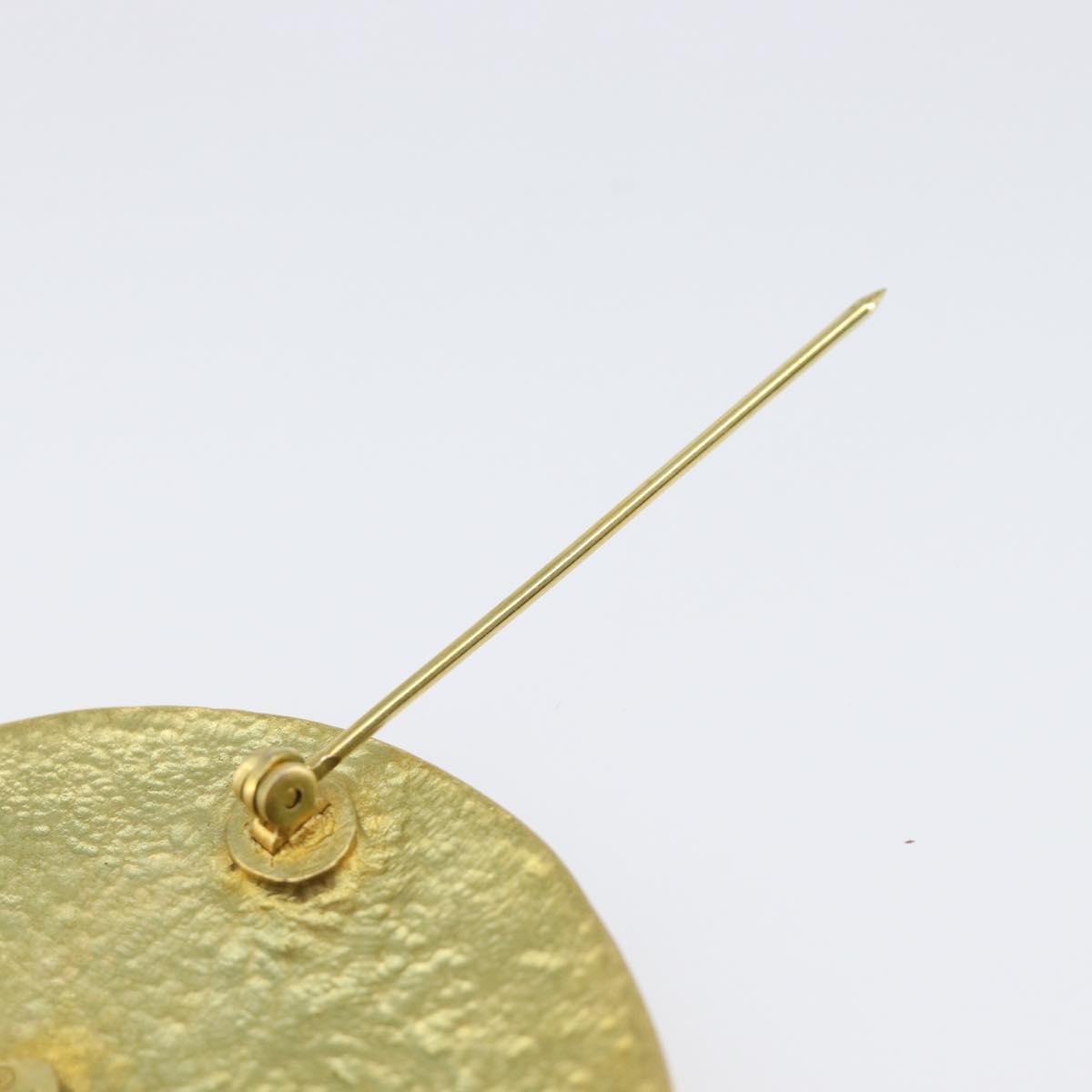 CHANEL Brooch Metal Gold Tone CC Auth bs37050V