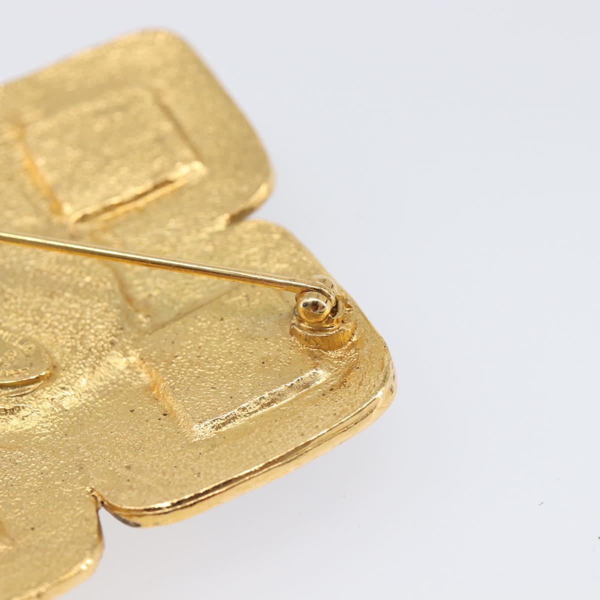CHANEL Brooch Metal Gold Tone CC Auth bs37051M