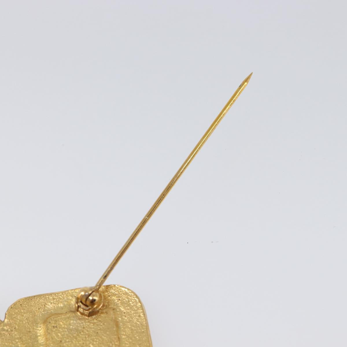 CHANEL Brooch Metal Gold Tone CC Auth bs37051M
