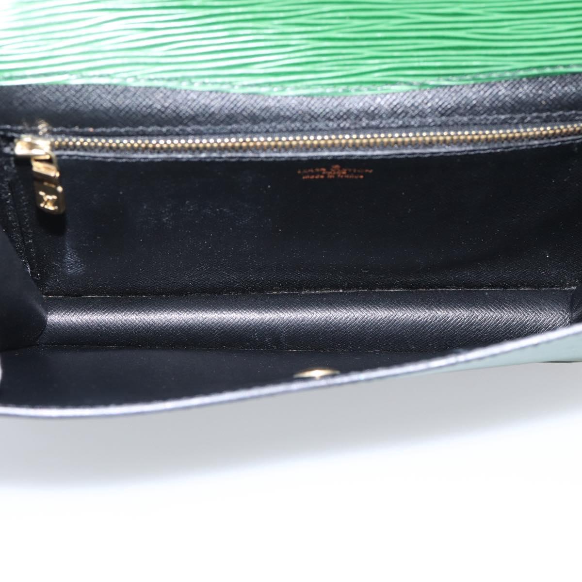 LOUIS VUITTON Epi Montaigne 23 Clutch Bag Green M52664 LV Auth bs37137A