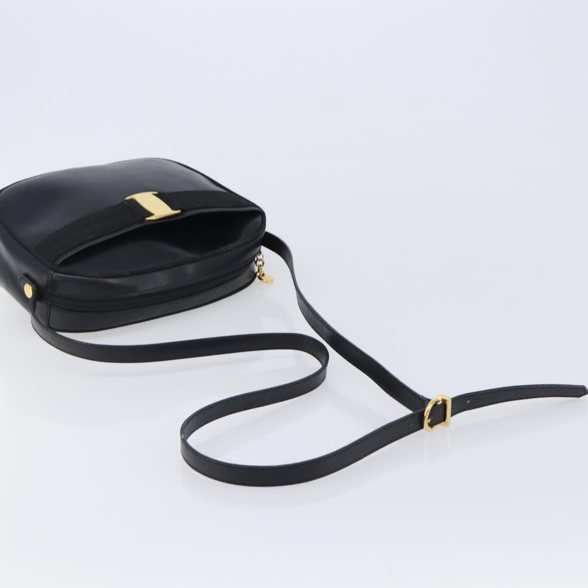 Salvatore Ferragamo Vala Shoulder Bag Leather Black Gold Tone Auth bs37160