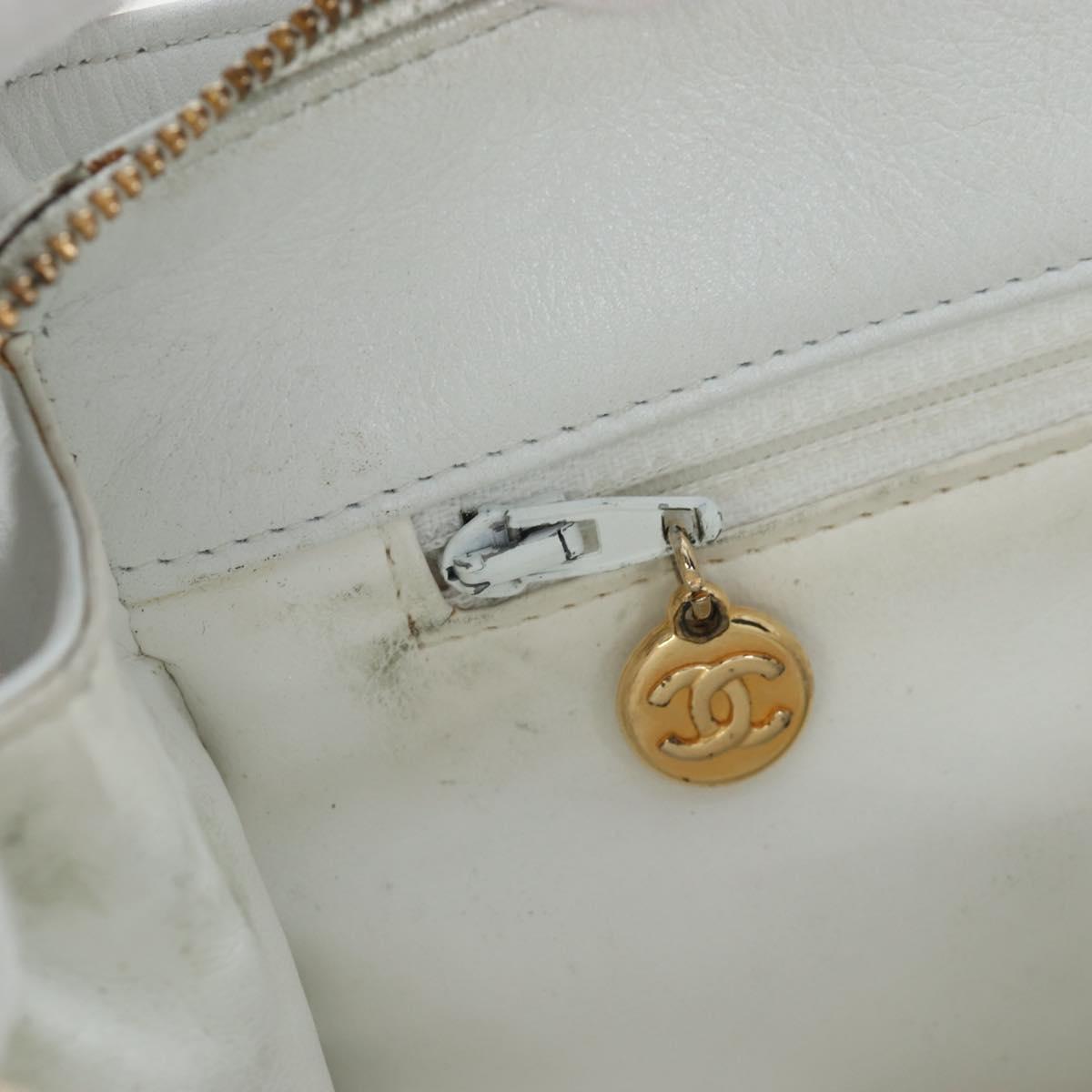CHANEL Matelasse Chain Shoulder Bag Lamb Skin White Gold CC Auth bs37211