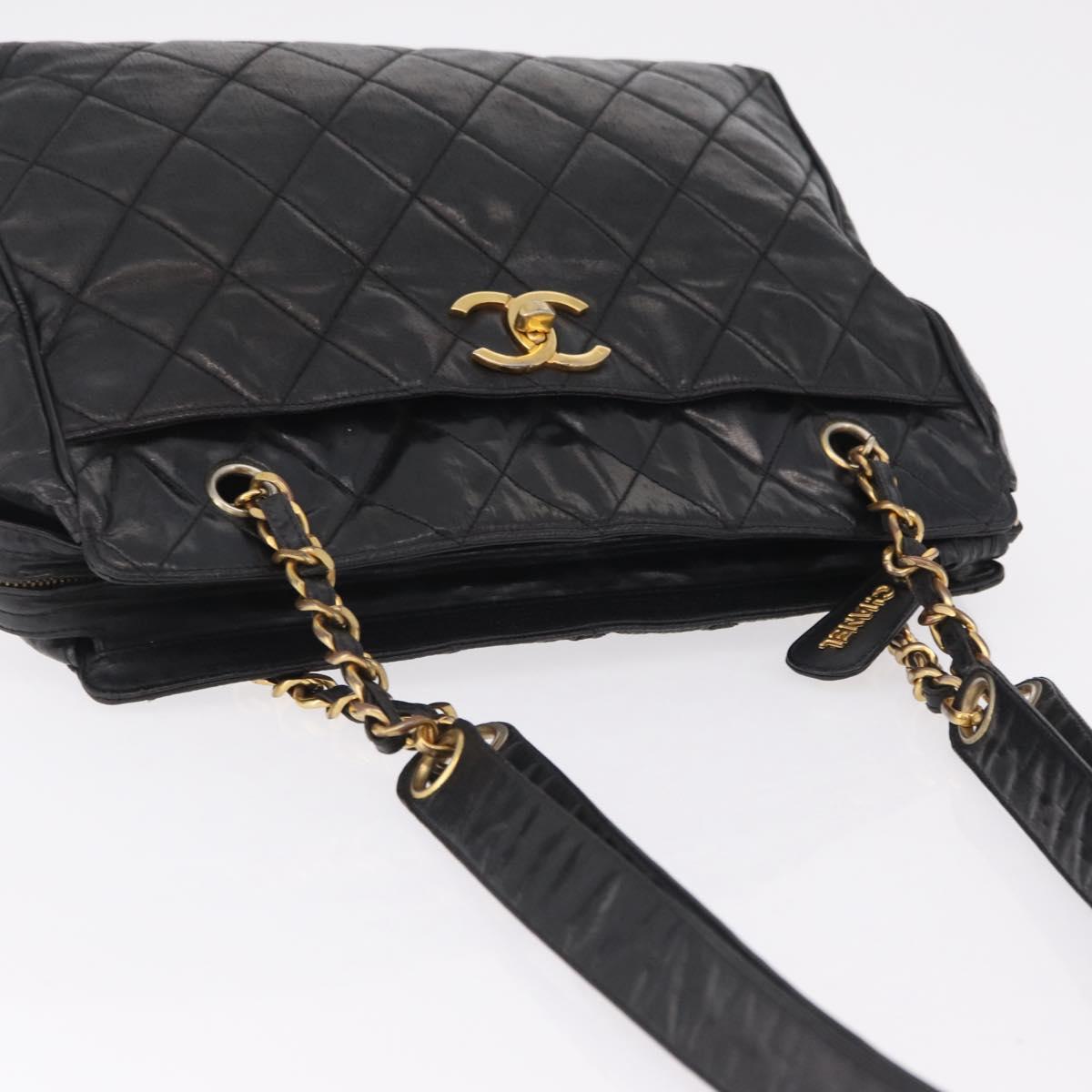 CHANEL Matelasse Chain Shoulder Bag Patent leather Black Gold CC Auth bs37212