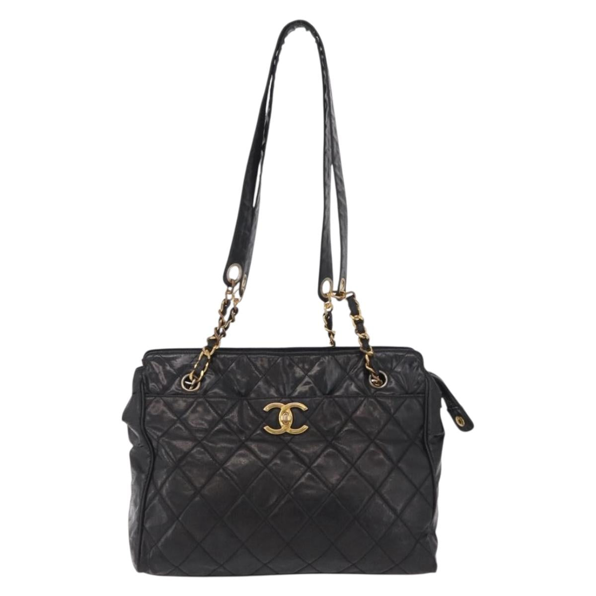 CHANEL Matelasse Chain Shoulder Bag Patent leather Black Gold CC Auth bs37212