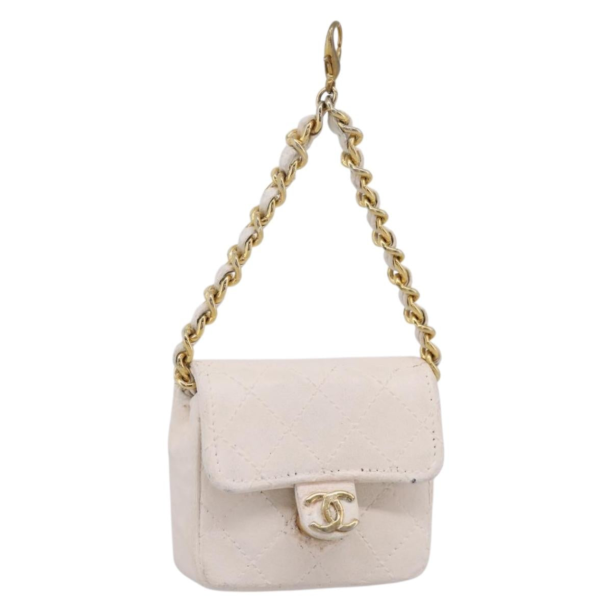 CHANEL Matelasse Charm Lamb Skin White Beige CC Auth bs37343