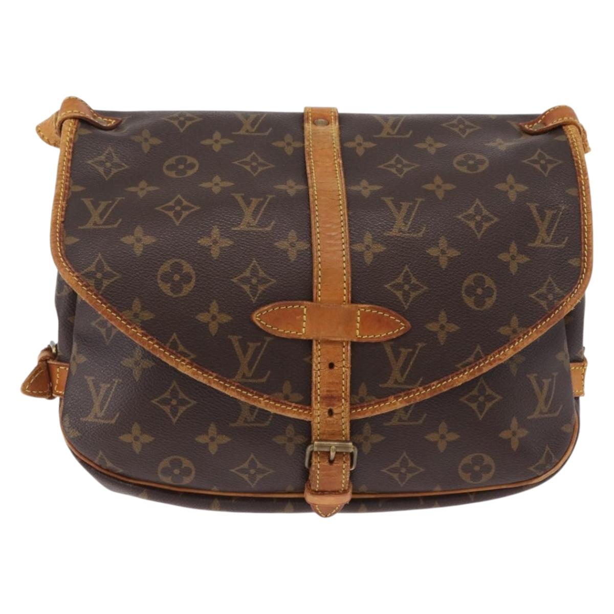 LOUIS VUITTON Monogram Saumur 30 Shoulder Bag M42256 LV Auth bs37425