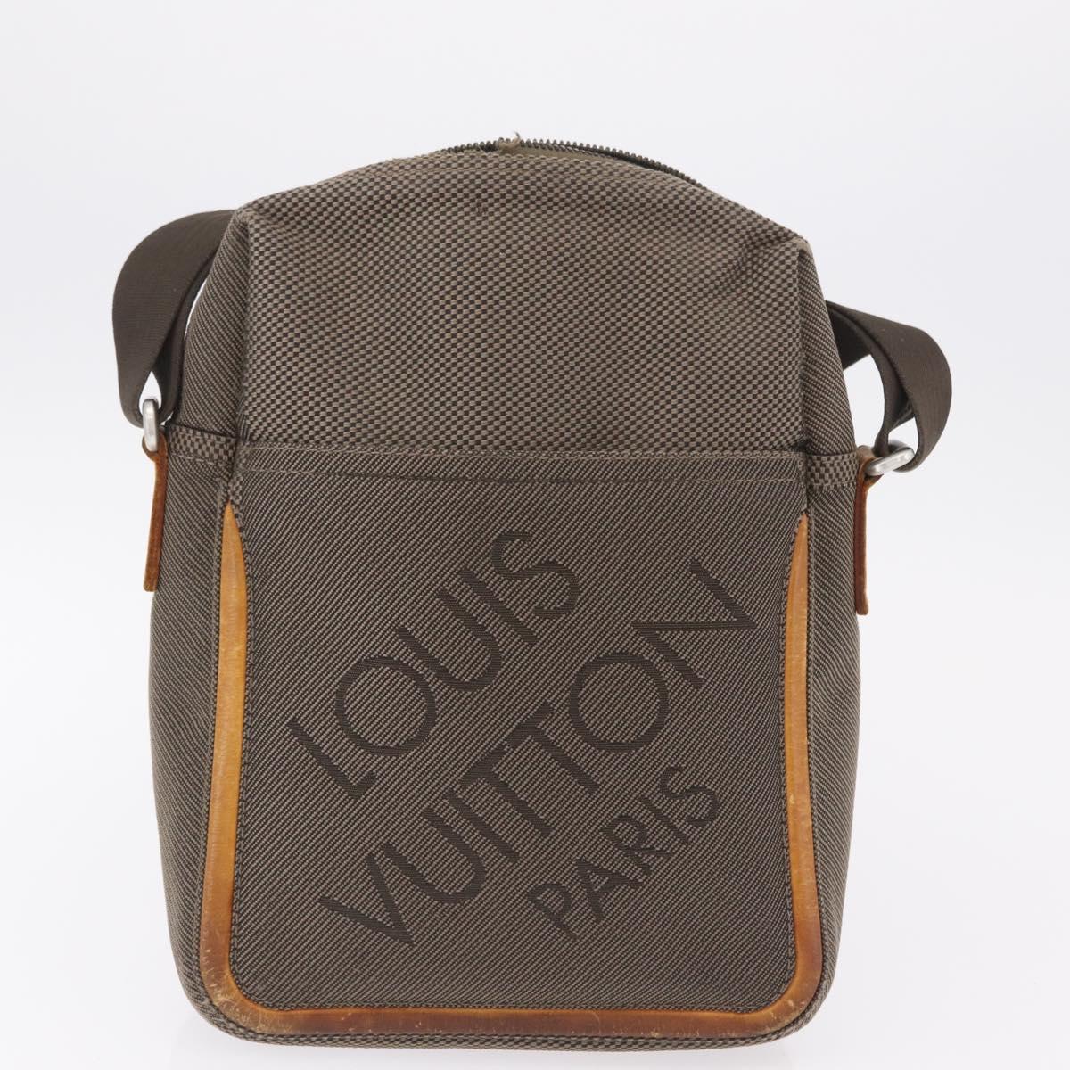 LOUIS VUITTON Vernis Damier Geant Shoulder Bag 2 Set Gris LV Auth bs37440