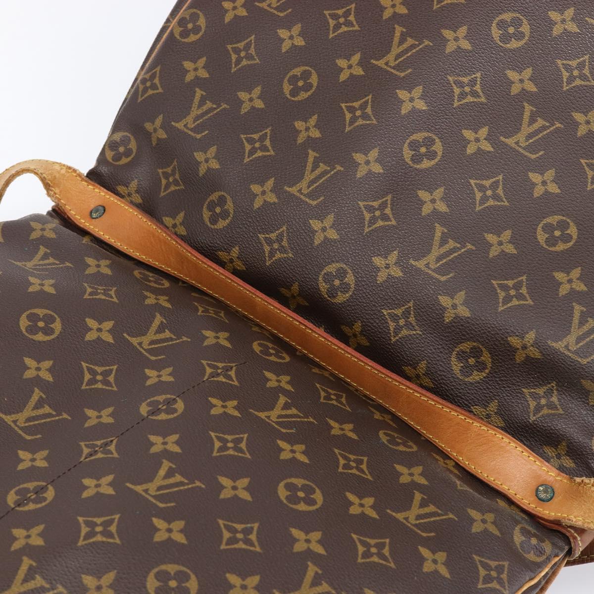 LOUIS VUITTON Monogram Saumur 35 Shoulder Bag M42254 LV Auth bs37607