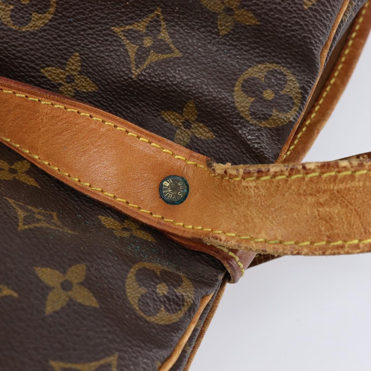 LOUIS VUITTON Monogram Saumur 35 Shoulder Bag M42254 LV Auth bs37607