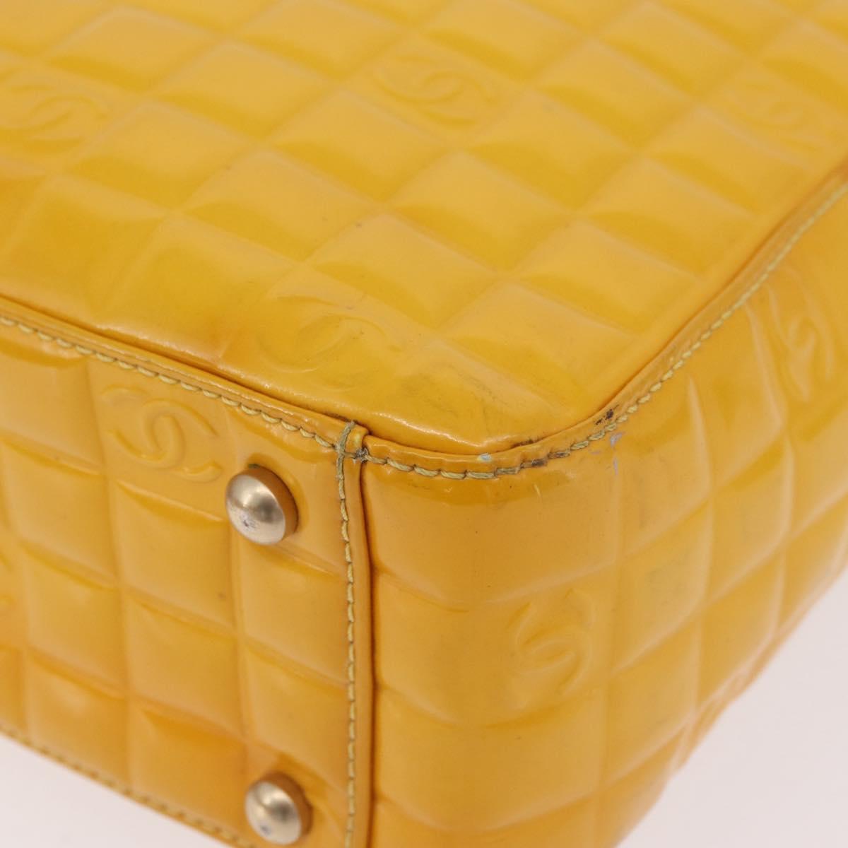 CHANEL Choco Bar Hand Bag Patent leather Yellow Gold CC Auth bs37655