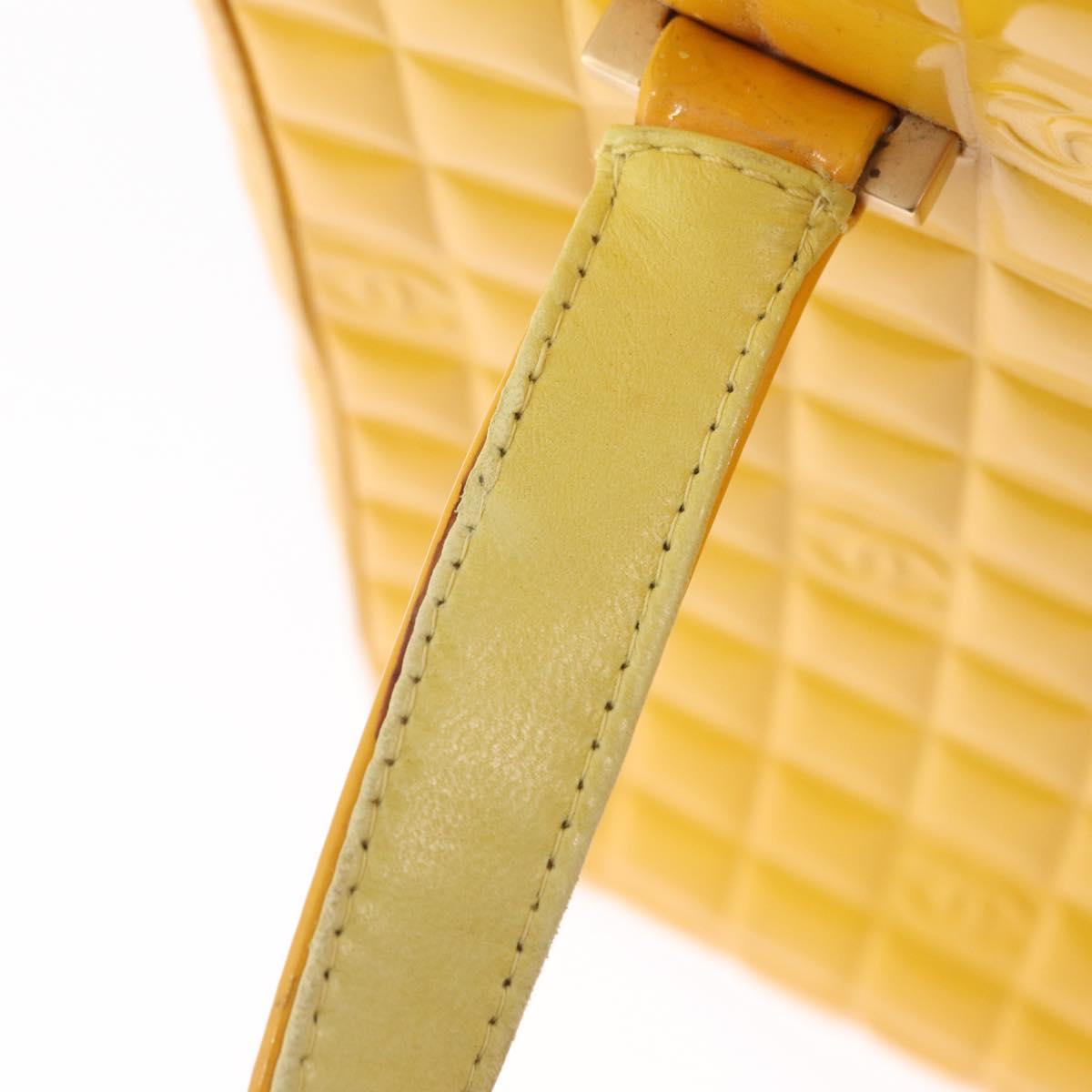 CHANEL Choco Bar Hand Bag Patent leather Yellow Gold CC Auth bs37655
