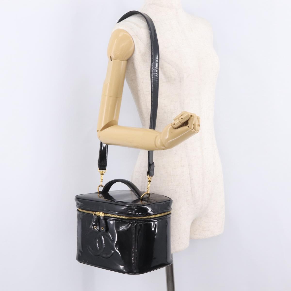 CHANEL Vanity Cosmetic Pouch Patent 2way Black Gold Tone CC Auth bs37755