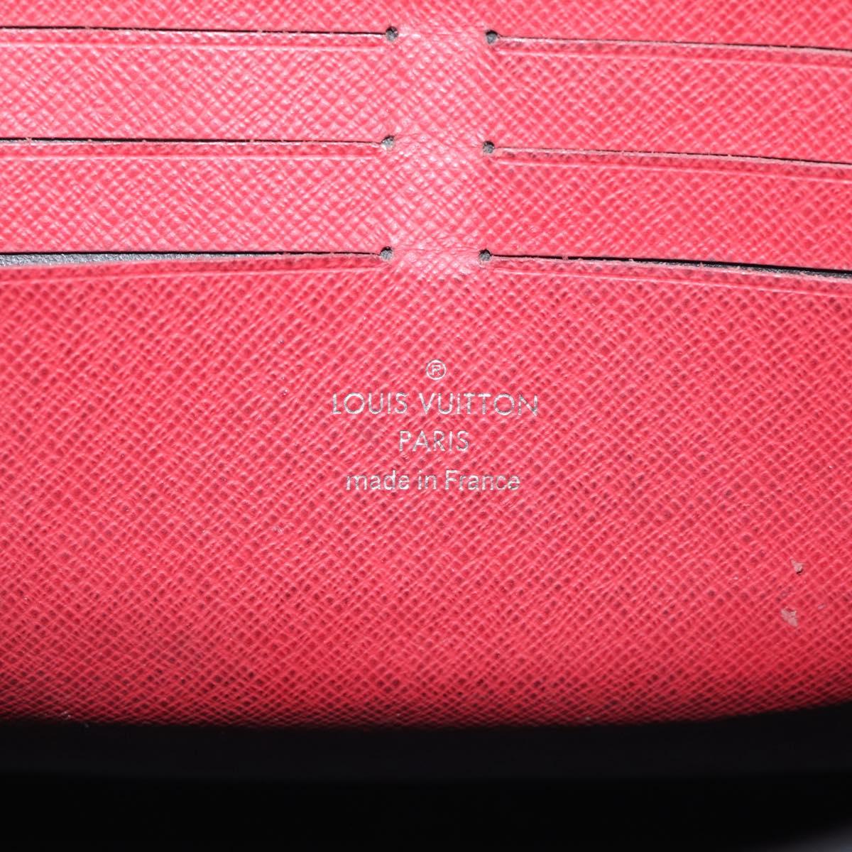 LOUIS VUITTON Taiga Pochette Voyage MM Bag Blue Marine M63394 LV Auth bs37950