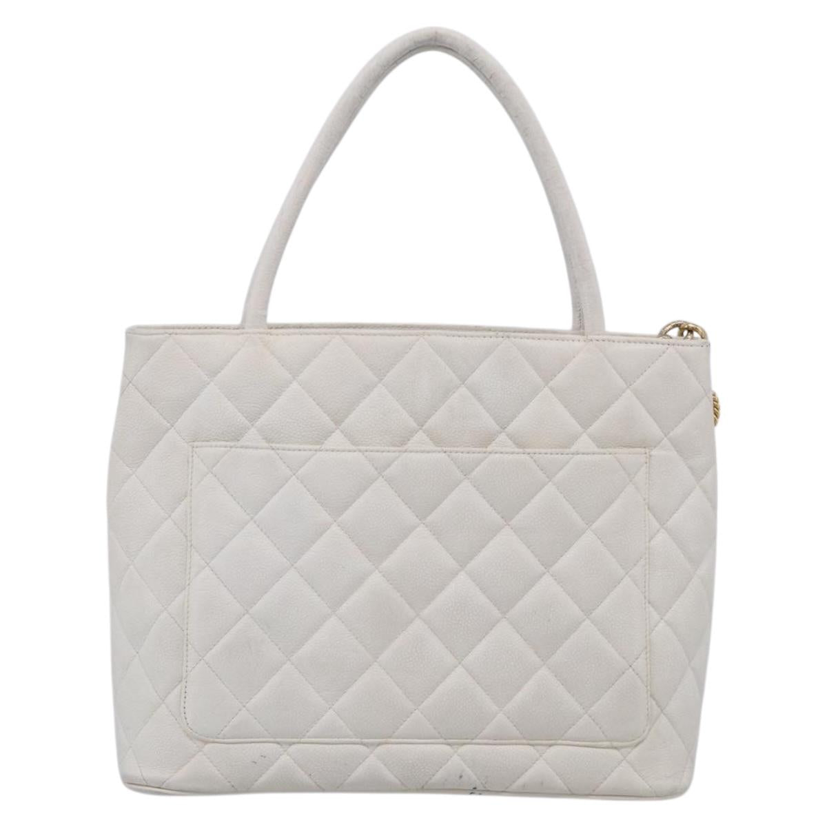 CHANEL Standard Tote Bag Caviar Skin White Gold Tone CC Auth bs37961