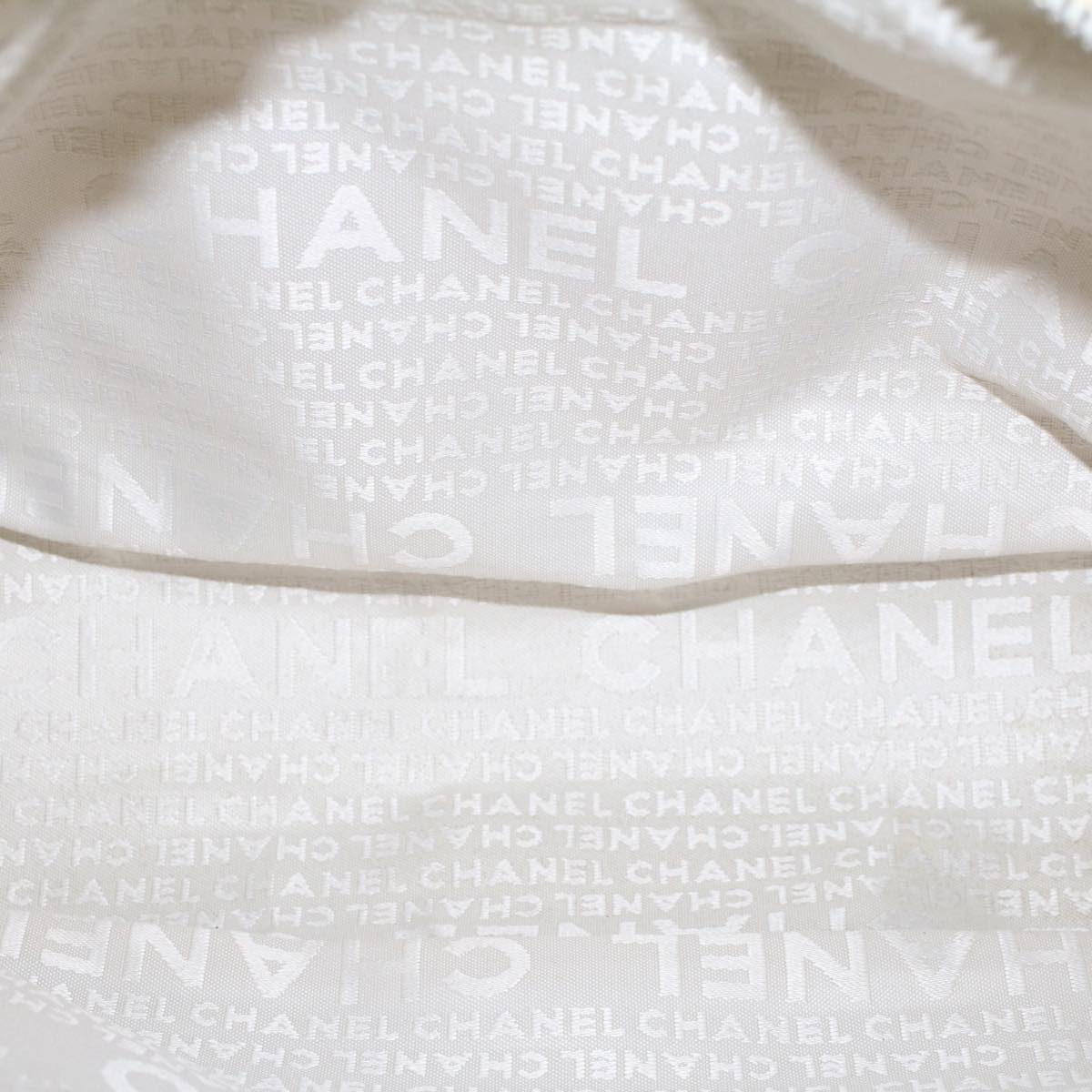 CHANEL Shoulder Bag Canvas Leather White CC Auth bs6137
