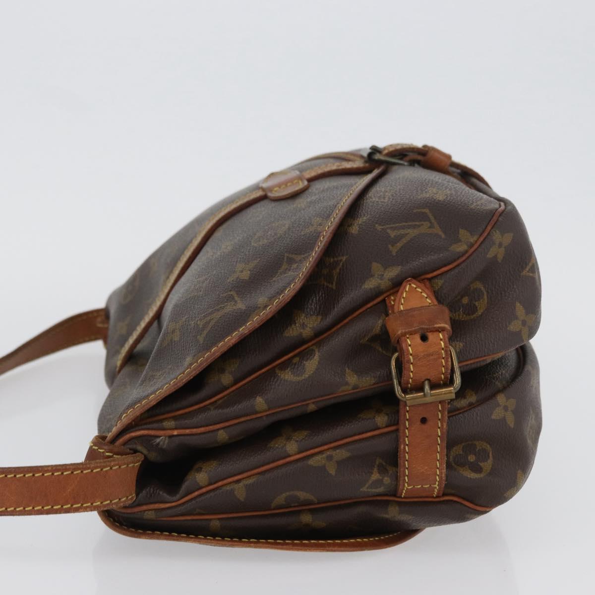 LOUIS VUITTON Monogram Saumur 30 Shoulder Bag M42256 LV Auth BSZ049