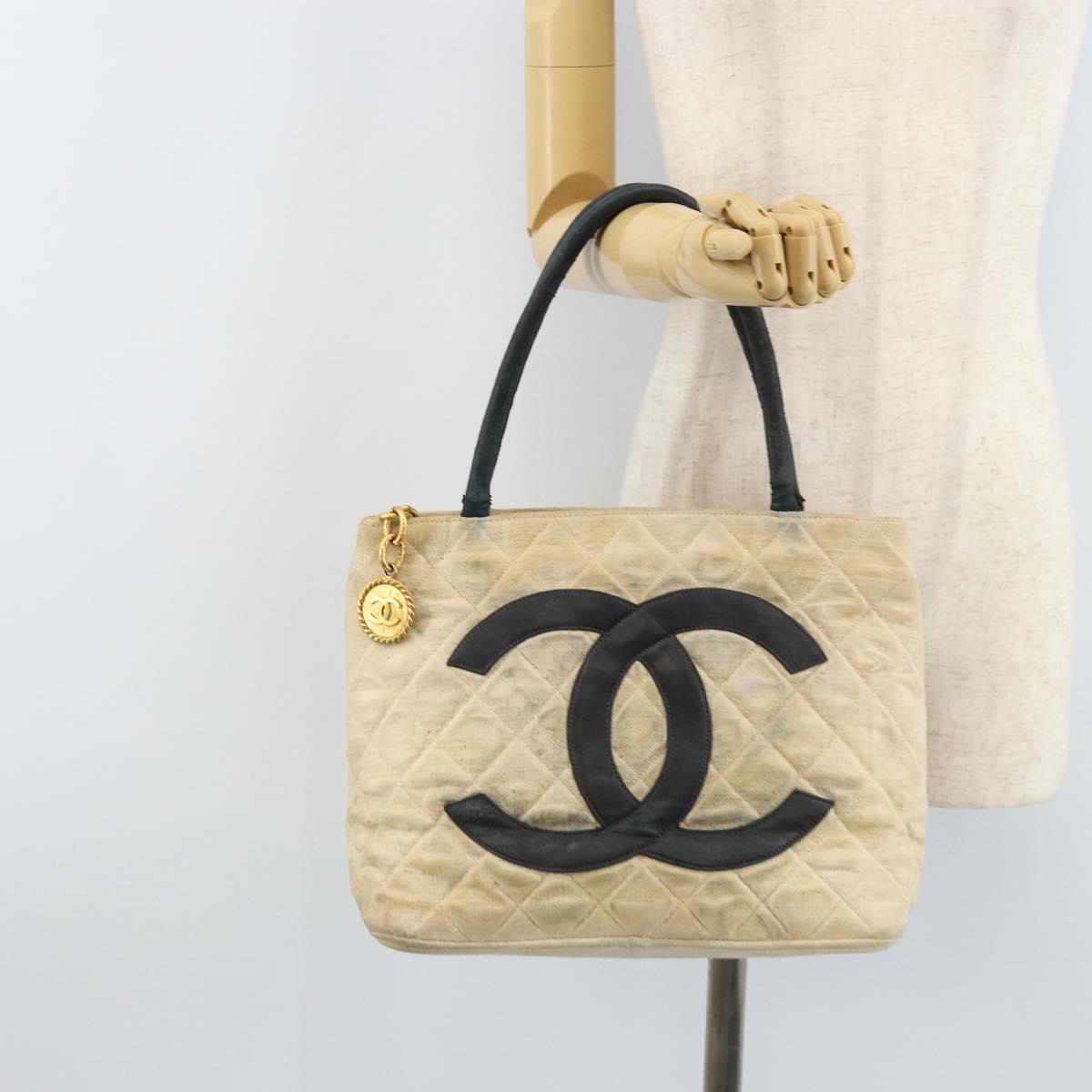 CHANEL Standard Tote Bag Canvas Beige Gold CC Auth BSZ077