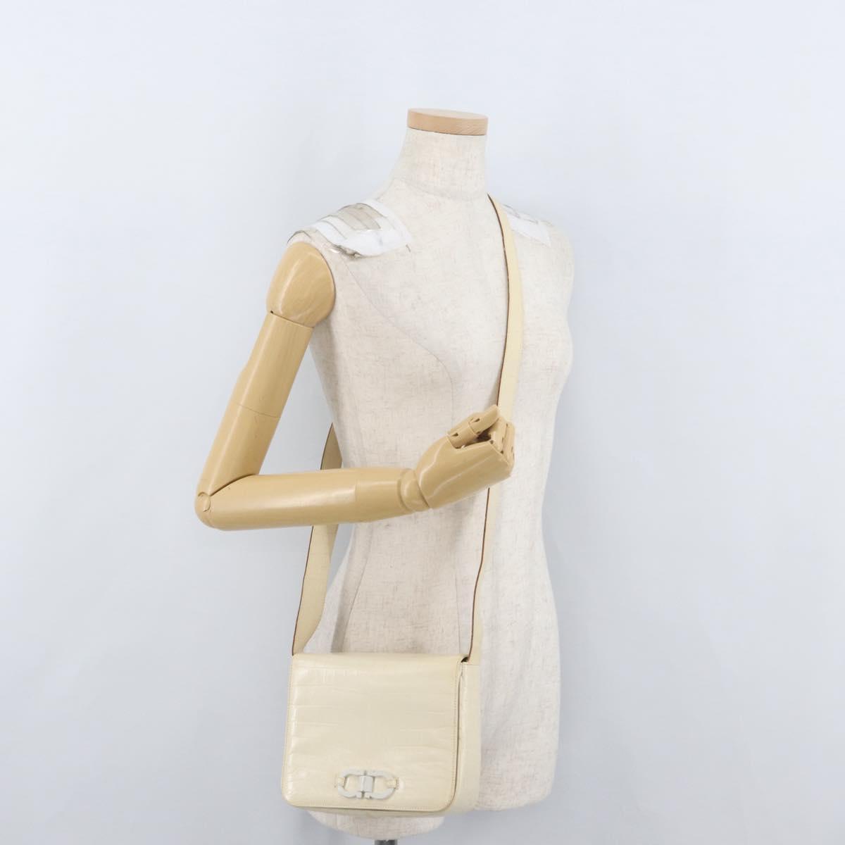 Salvatore Ferragamo Gancini Shoulder Bag Embossed leather White Gold Auth BSZ079