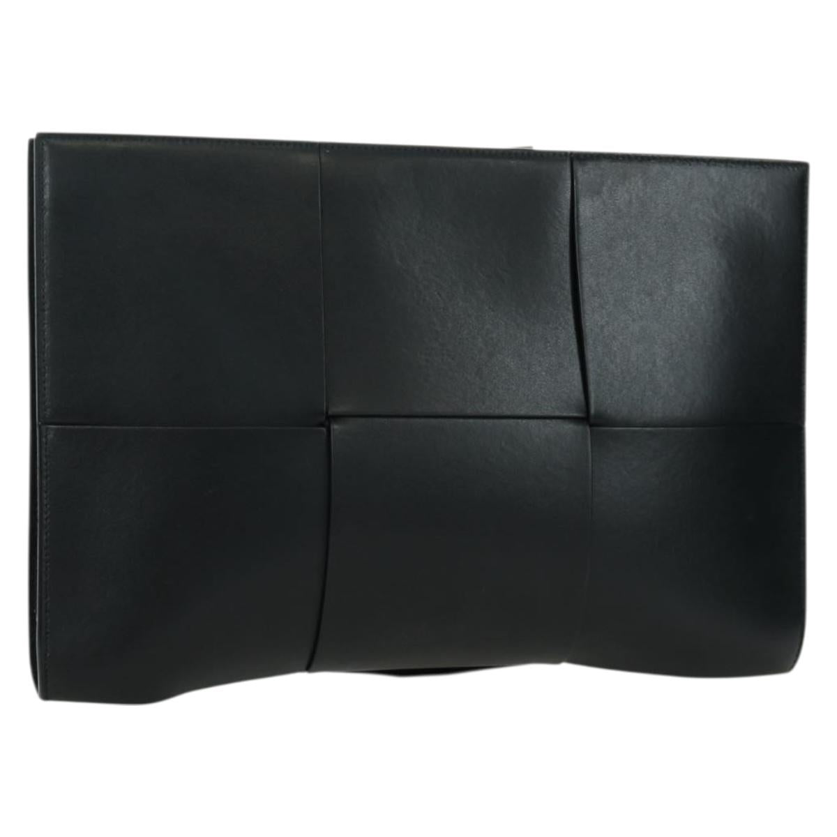 BOTTEGA VENETA MAXI INTRECCIATO Clutch Bag Leather Black Silver Auth BSZ216M