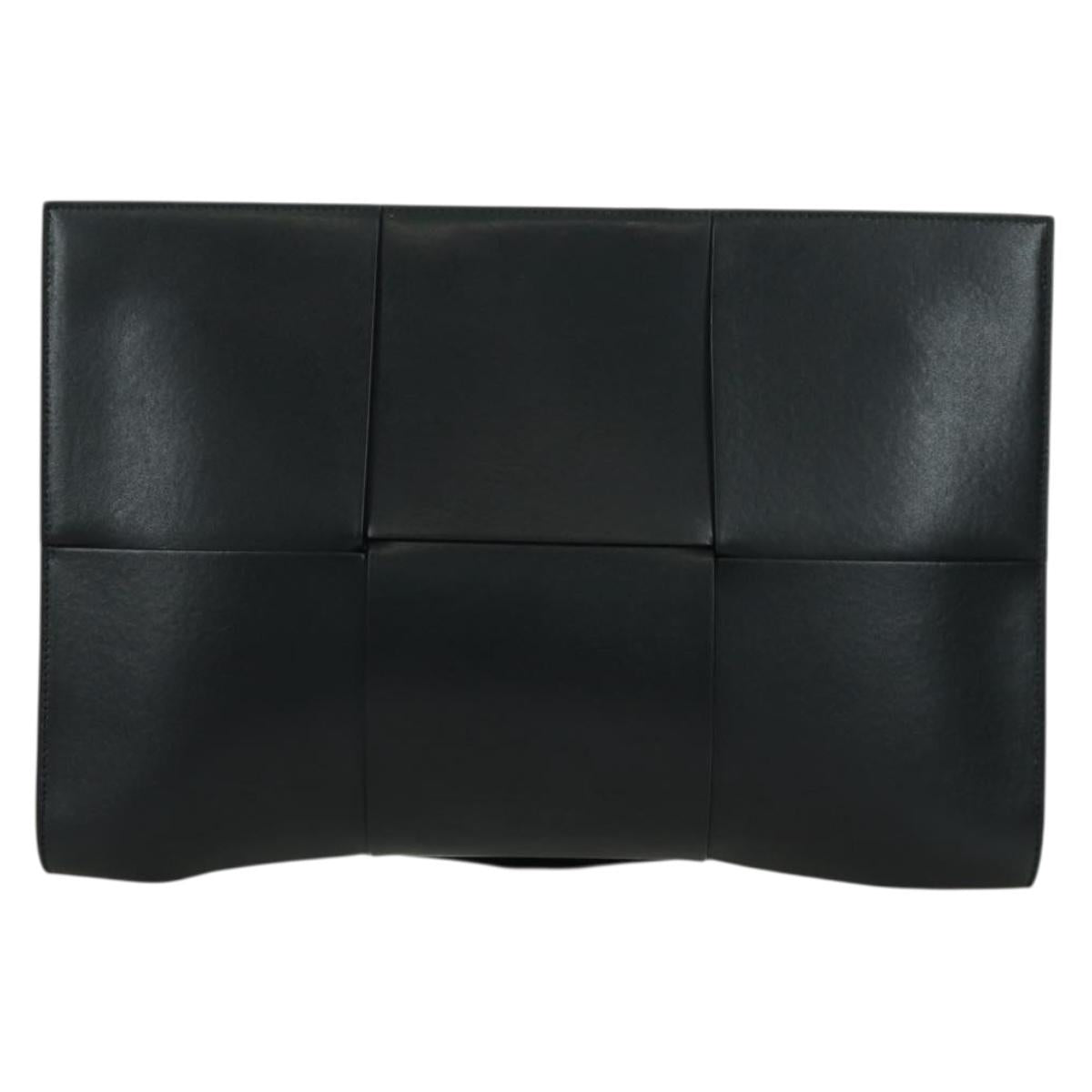 BOTTEGA VENETA MAXI INTRECCIATO Clutch Bag Leather Black Silver Auth BSZ216M