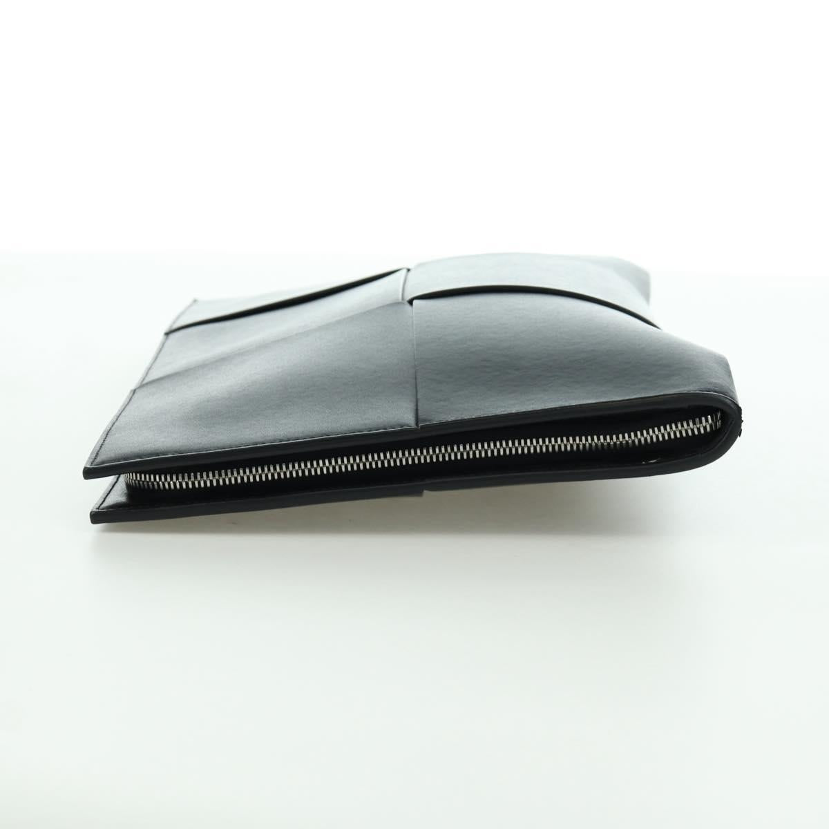 BOTTEGA VENETA MAXI INTRECCIATO Clutch Bag Leather Black Silver Auth BSZ216M