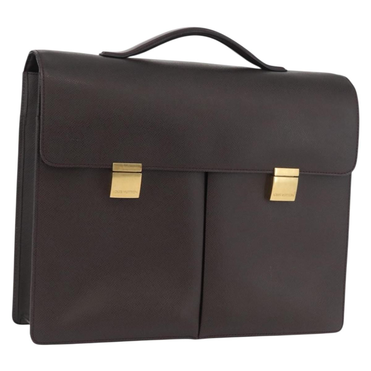 LOUIS VUITTON Taiga Serviette Kazan Business Bag Acajou M30806 LV Auth BSZ234