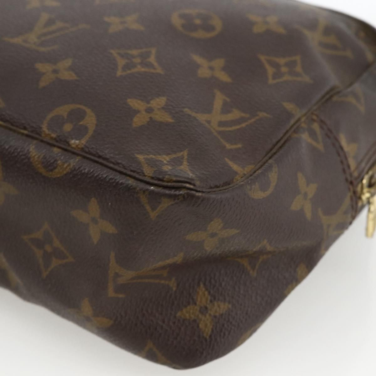LOUIS VUITTON Monogram Trousse Toilette 28 Clutch Bag M47522 LV Auth BSZ328