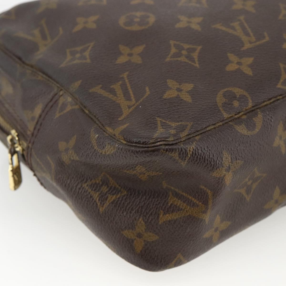 LOUIS VUITTON Monogram Trousse Toilette 28 Clutch Bag M47522 LV Auth BSZ328
