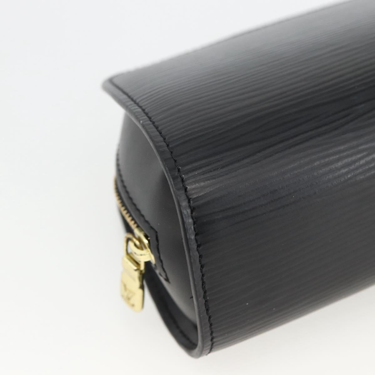 LOUIS VUITTON Epi Dauphine PM Pouch Black M48442 LV Auth BSZ408