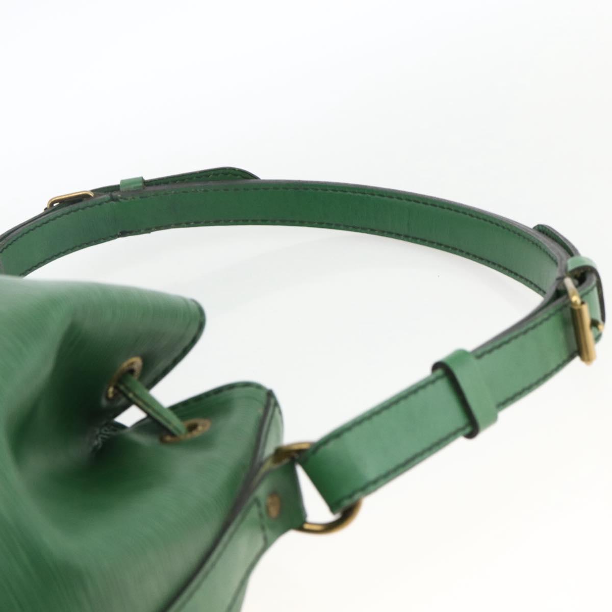 LOUIS VUITTON Epi Noe Shoulder Bag Green M44004 LV Auth BSZ514